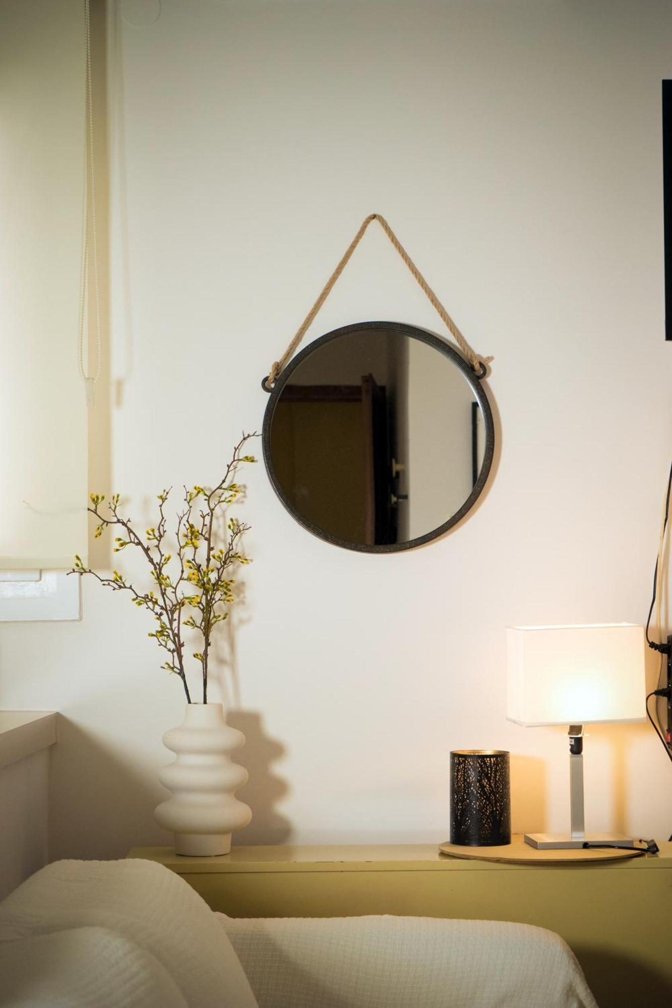 Beautiful Downtown Studio! *